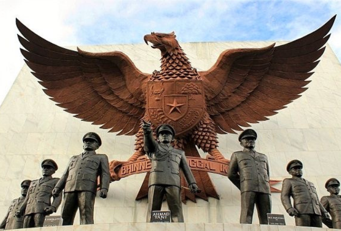 Semangat juang para pahlawan menjadi sumber inspirasi untuk terus berusaha, berani, dan tidak menyerah demi masa depan yang lebih baik.