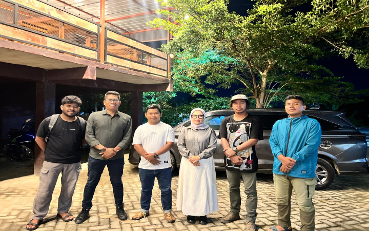 Tim Advokasi Komite Keselamatan Jurnalis Sulawesi Tenggara (KKJ Sultra) resmi mendampingi Fadli Aksar korban kekerasan dua ajudan Gubernur Sultra Andi Sumangerukka.