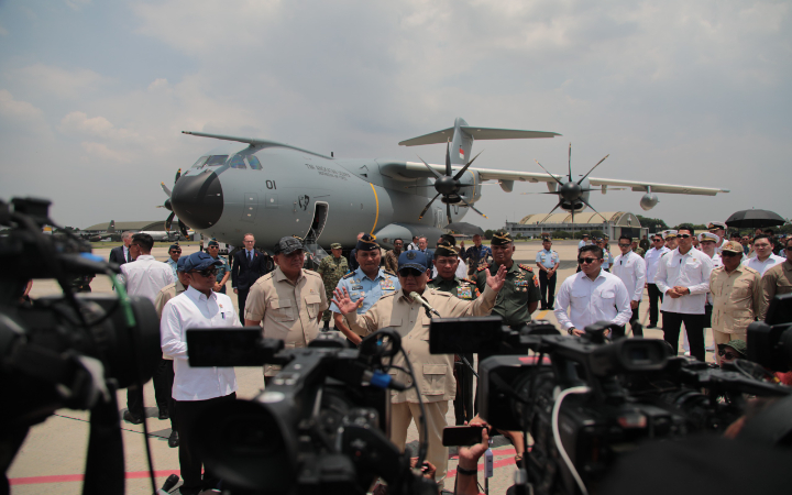 Presiden Prabowo Subianto memerintahkan TNI Angkatan Udara untuk segera memesan modul ambulans udara khusus bagi pesawat Airbus A400M Atlas.