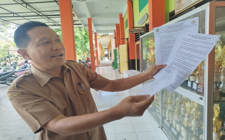 Wakil Kepala Sekolah Bidang Kesiswaan SMPN 1 Trenggalek Muji Hartanto menegaskan, klarifikasi ini penting untuk menghentikan kesalahpahaman yang beredar di masyarakat.