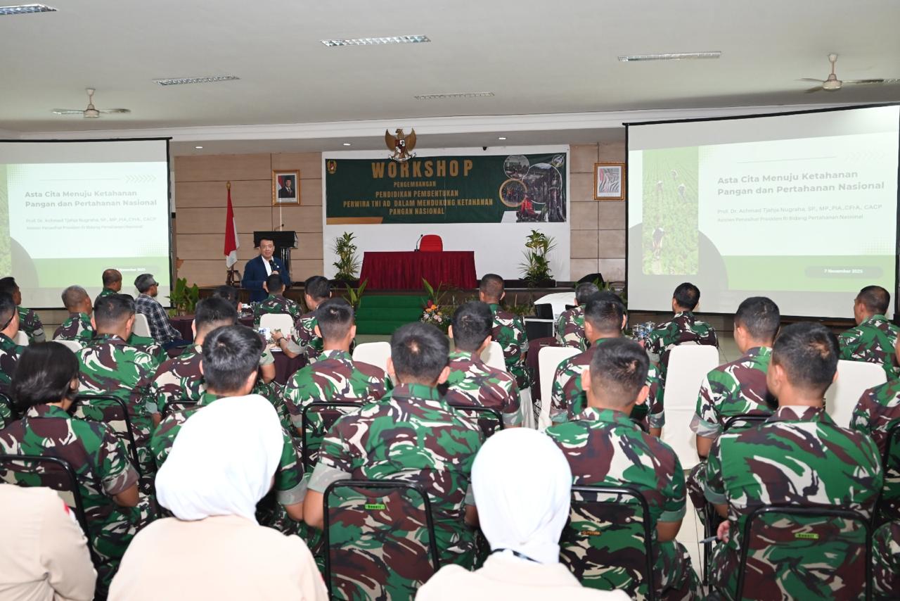 kegiatan Penguatan Para Peserta DIKTUKPA TNI AD di Markas Besar Sekolah Calon Perwira Angkatan Darat (SECAPA AD) Bandung, Kamis (6/11/2025).