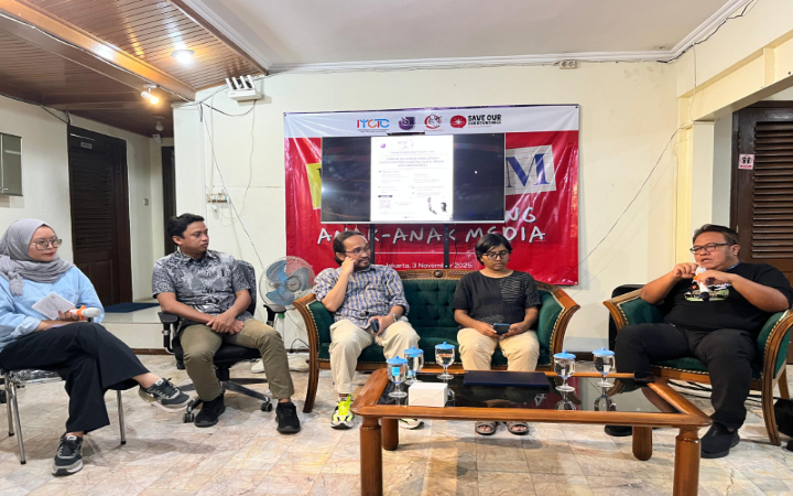 Aliansi Jurnalis Independen (AJI) Jakarta telah menggelar diskusi publik bertajuk &ldquo;Amran Sulaiman Hancurkan Ekosistem Pers karena Gugat Media. Apa Dampaknya?&rdquo; pada Kamis (6/11/2025).