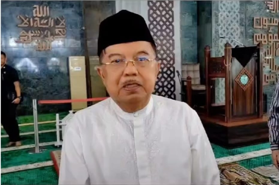 Wakil Presiden (Wapres) ke-10 dan ke-12 Indonesia, Jusuf Kalla, saat ini tengah menghadapi perseteruan soal lahan yang ada Makassar.