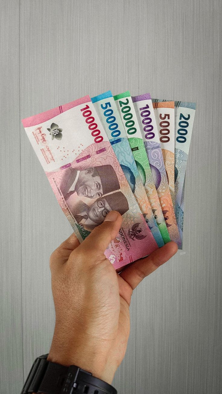 Redenominasi rupiah jadi sorotan publik, Menkeu Purbaya pastikan nilai uang tidak berkurang meski angka nol dipangkas. (Pinterest)