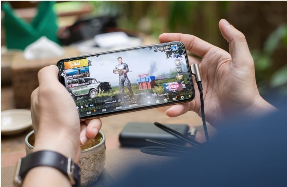 Ada kajian pembatasan game online oleh pemerintah pascaledakan di SMAN 72 Jakarta.