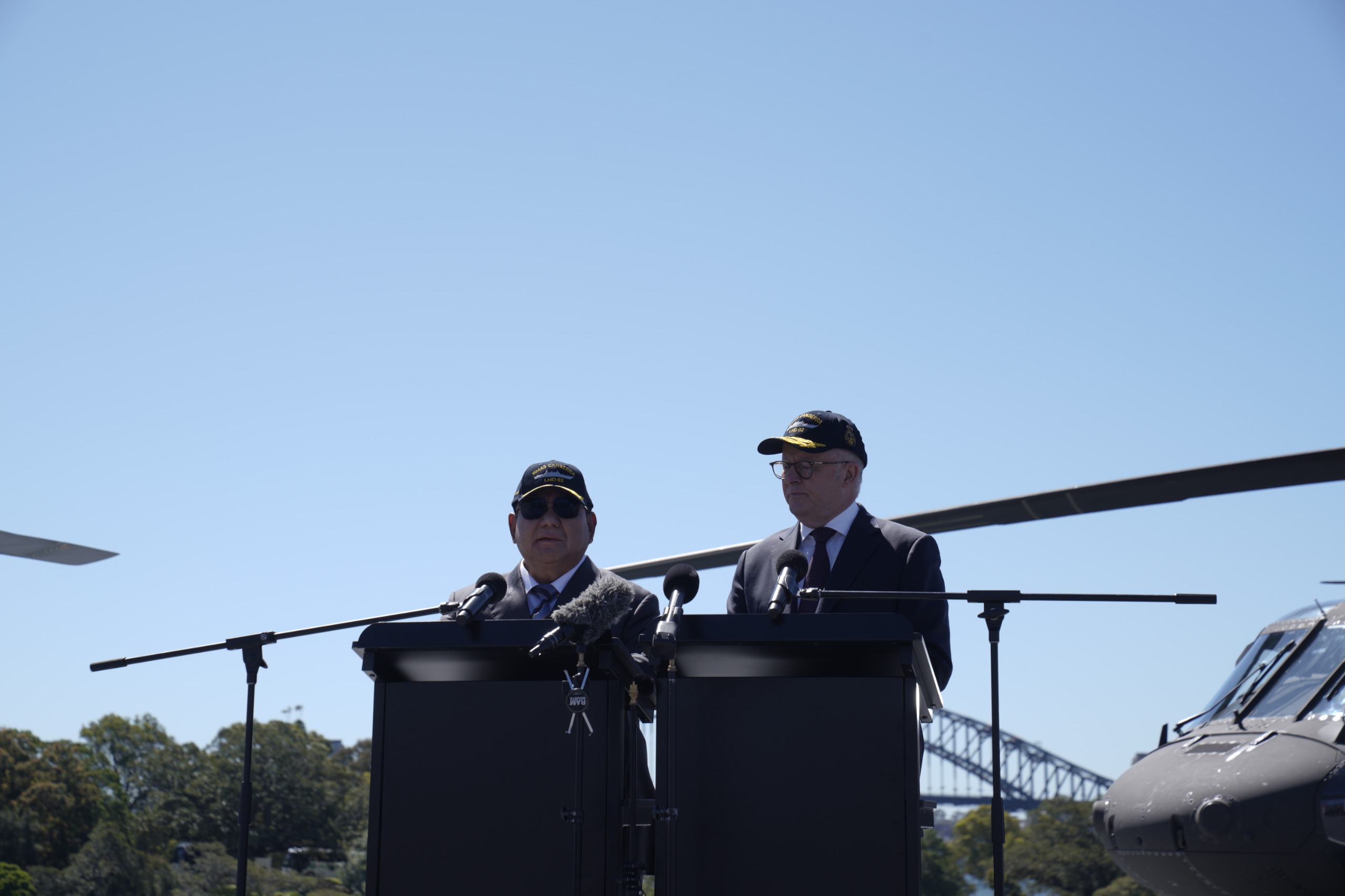 Presiden Republik Indonesia Prabowo Subianto menegaskan pentingnya menjaga hubungan bertetangga yang baik salah satunya ialah antara Indonesia dan Australia dalam kunjungan kenegaraannya ke Sydney.