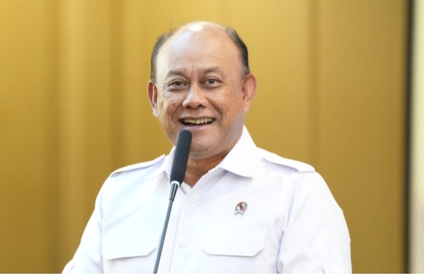 Kepala BGN Dadan Hindayana terkait MBG gelar rapat kerja (Raker) bersama Komisi IX DPR RI di Gedung Parlemen, Senayan, Jakarta Pusat pada Rabu (12/11/2025).