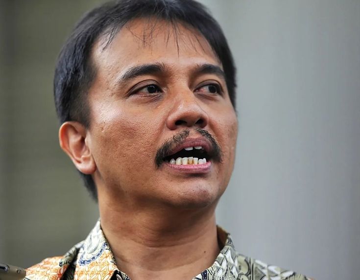 Ketua Komisi Percepatan Reformasi Polri Jimly Sidik menjelaskan kronologi walkout Refly Harun dalam audiensi di PTIK Jakarta.(Pinterest)