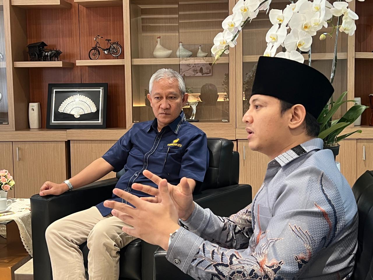 Bupati Trenggalek Moch. Nur Arifin ketika melakukan audiensi dengan Kemenkeu.