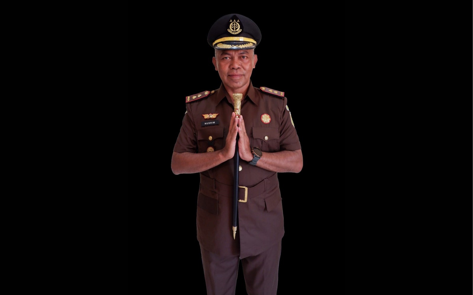 Kepala Kejaksaan Negeri Trenggalek, La Ode Muhammad Nusrim, SH, MH komitmen memberantas korupsi dan tak lupa memperbaiki sistem.