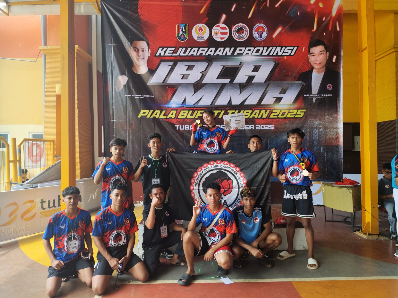 Atlet IBCA MMA Trenggalek bawa pulan 9 medali di Kejurprov Bupati Cup Tuban 2025.