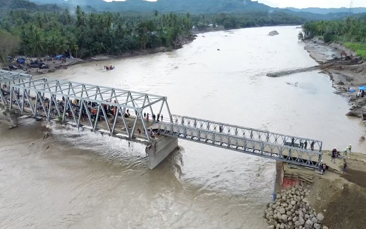 Enam jembatan bailey di Provinsi Aceh sudah rampung 100 persen dibangun pascabencana banjir dan longsor hingga Sabtu (27/12/2025).