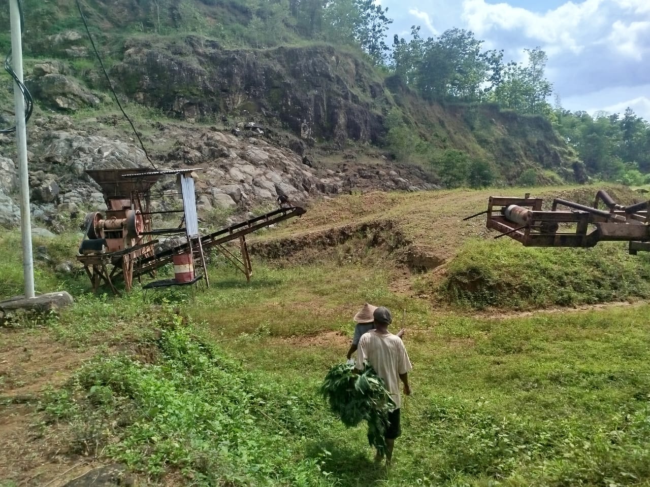 Lokasi tambang galian C di Desa Ngentrong, Kecamatan Karangan, Kabupaten Trenggalek, yang menjadi persoalan dan belum ada titik temu.