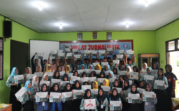 Peserta Diklat Jurnalistik  diselenggarakan MKKS SMP Kabupaten Trenggalek dan Jawa Pos Radar Trenggalek, pada hari pertama, di SMPN 1 Karangan, Rabu (14/1/2026).
