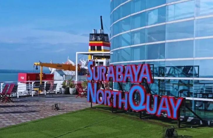 10 tempat wisata di Surabaya terbaru dan paling hits 2026, dari Surabaya North Quay sampai Air Mancur Menari Kenjeran. Wajib cek!