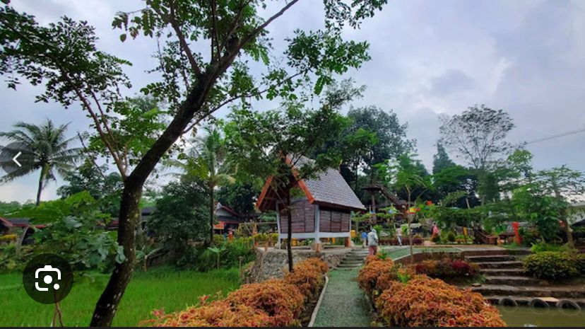Wisata Kampung Kita Setu Bekasi tiket masuk Rp15.000! Waterpark Rp20.000, saung, spot sawah, Jembatan Sultan, villa Rp800 ribuan.