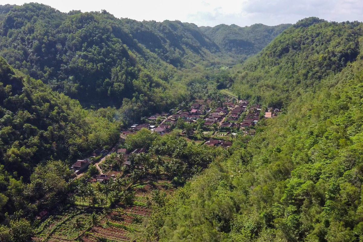 Menjelajah Dusun Mendak Wonogiri di Lembah Bengawan Solo Purba, kampung terpencil dengan 28 rumah dan potensi besar desa wisata.
