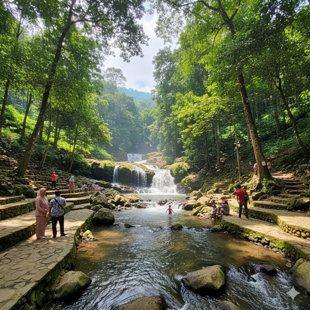 Air Terjun Jumog Lereng Gunung Lawu Jadi Primadona, Desa Merjo Karanganyar Tawarkan Sejuknya Wisata Alam di Musim Panas