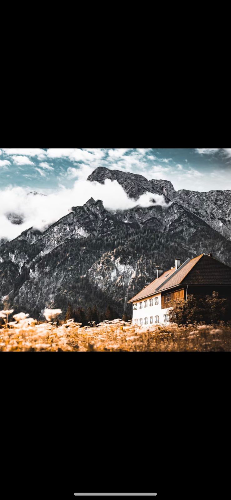 Wisata Swiss menawarkan negeri dongeng nyata: Matterhorn, danau jernih, desa tanpa mobil, hingga jalur kereta Alpen yang legendaris.