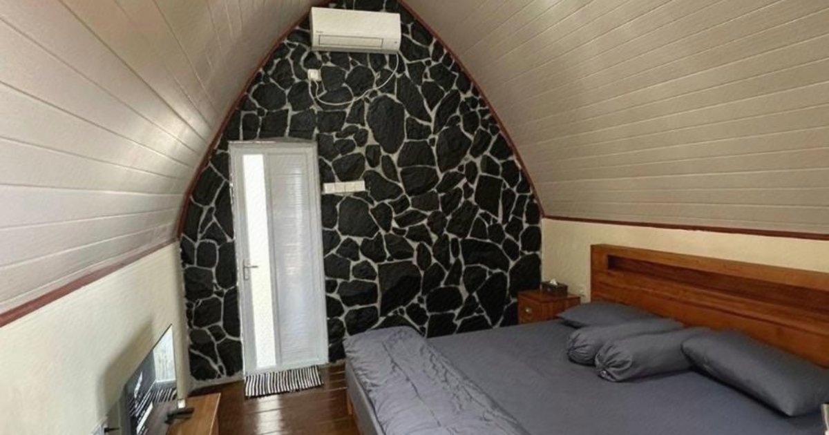 Glamping murah Villa D&rsquo;Lovey Puncak Bogor dekat Kopi Nako, fasilitas lengkap, tarif mulai Rp260 ribuan.