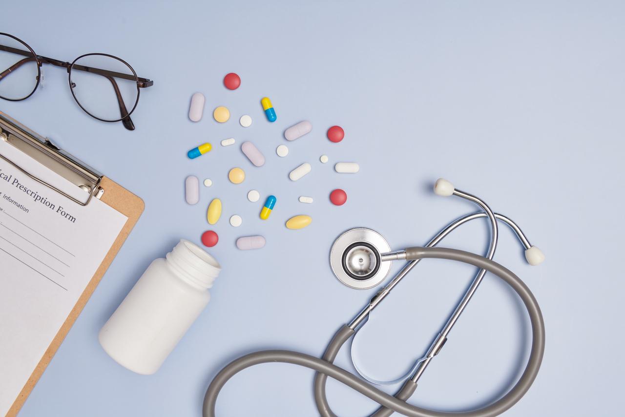 Pilihan obat sakit gigi berlubang di apotek yang efektif meredakan nyeri serta aturan dosis aman bagi orang dewasa.