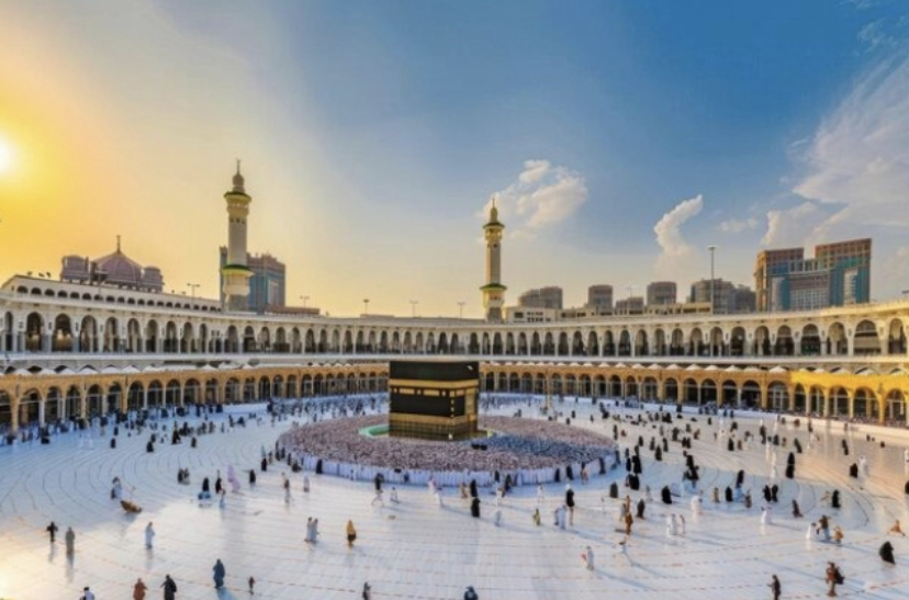 6 larangan di Masjidil Haram dan Masjid Nabawi yang sering dilanggar jemaah Indonesia. Bisa didenda hingga ditahan polisi Saudi.
