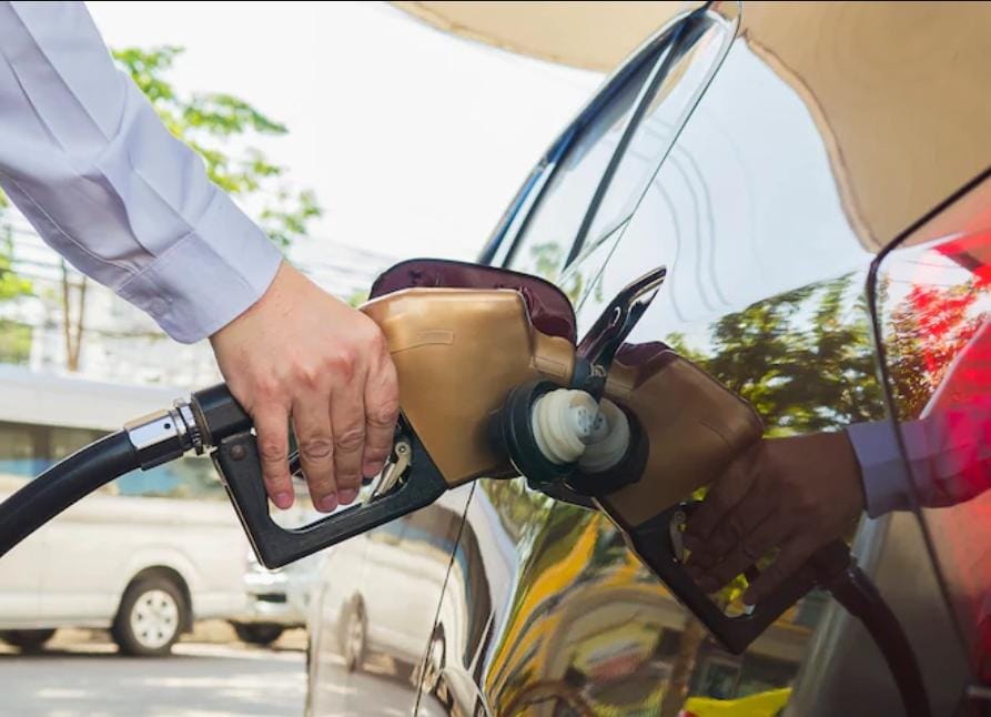 Daftar mobil baru di bawah Rp300 juta tahun 2026: MG3 Hybrid, Fronx, hingga Wuling Air EV. Hybrid dan EV makin terjangkau!