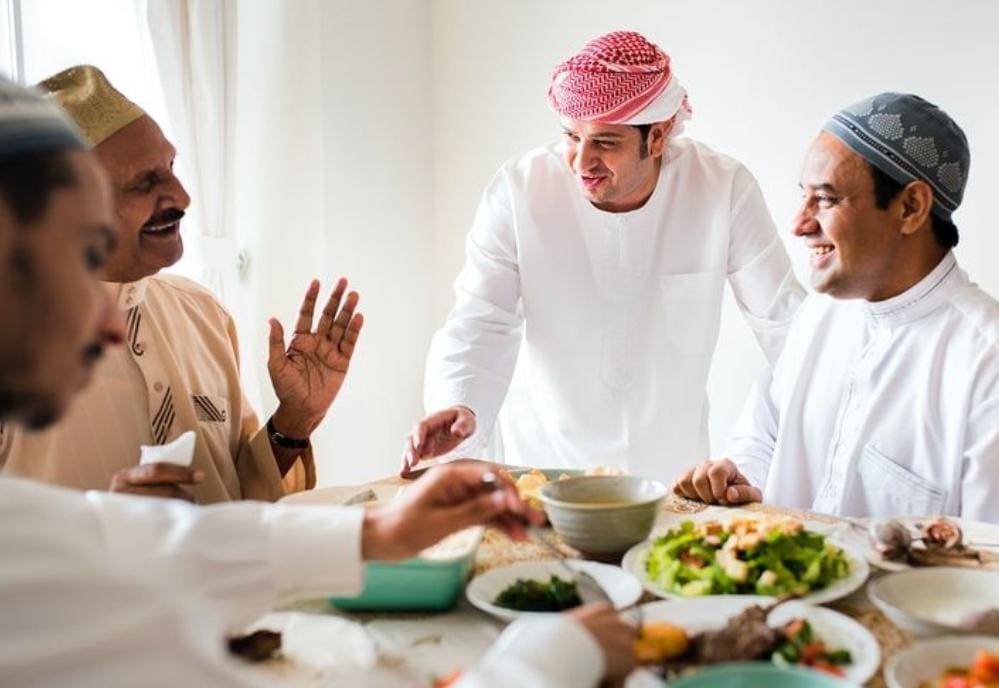 5 amalan utama di bulan Ramadan yang bikin pahala berlipat: puasa, salat, Al-Quran, sedekah, dan doa. Jangan sampai terlewat!