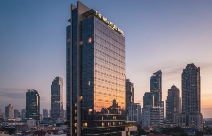 5 hotel terbaik di Surabaya harga mulai Rp1 jutaan, lokasi strategis dan fasilitas mewah untuk staycation nyaman.