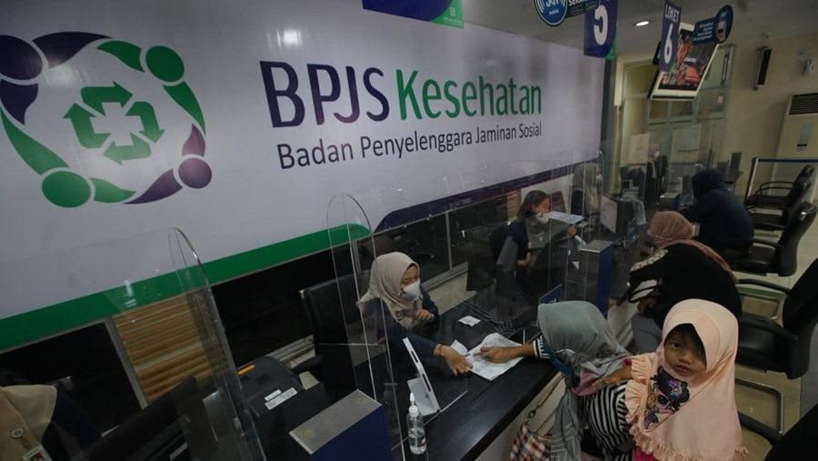 Kisruh PBI BPJS Kesehatan bikin warga antre reaktivasi. Ini kriteria penerima dan penjelasan masa aktif 3 bulan.