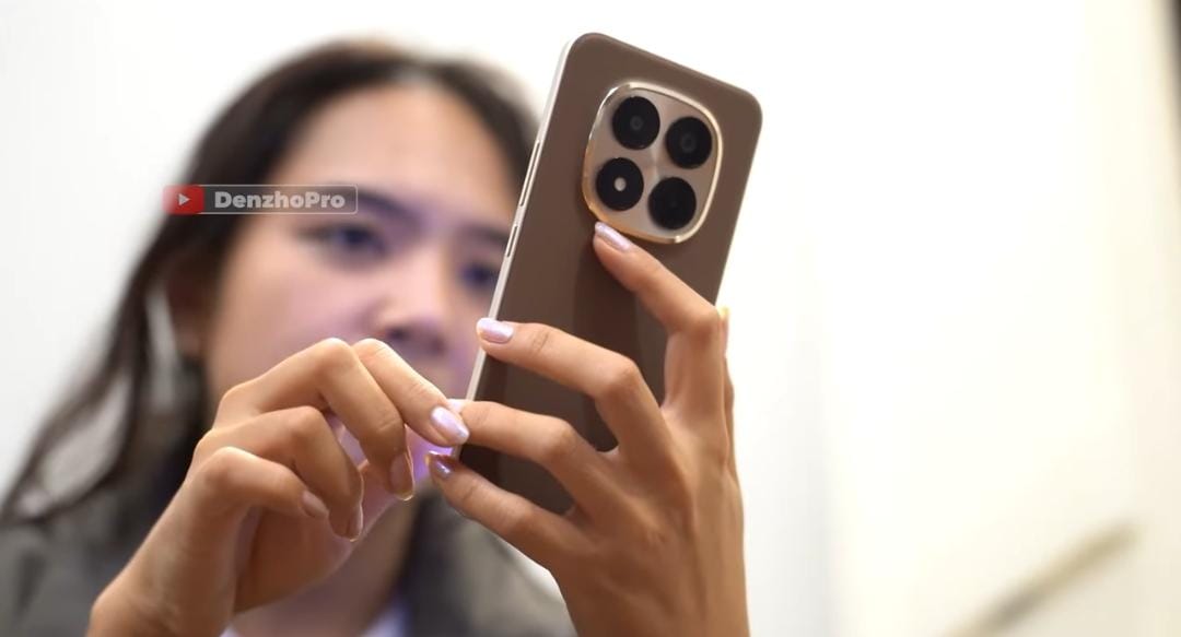 HP Xiaomi terbaru resmi Indonesia 2026 hadir dari Redmi 15C hingga Xiaomi 15T 5G. Spek lengkap dan harga terbaru di sini!