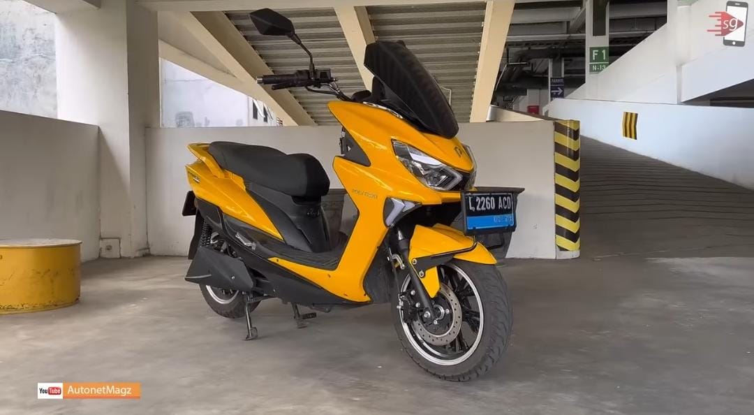 5 motor listrik terbaik 2025 mulai Rp18 jutaan, dari Polytron Fox Air hingga Gesits Garuda. Cek spesifikasi dan keunggulannya di sini.