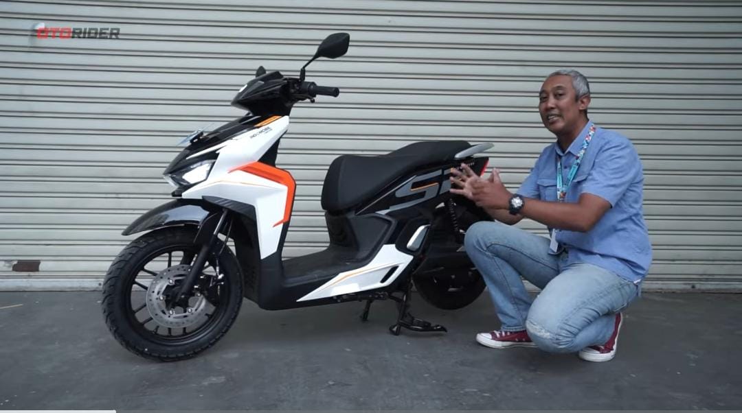 Motor listrik Indomobil Sprinto hadir di GJAW 2025, top speed 90 km/jam, 0&ndash;50 cuma 6,4 detik, harga Rp25 jutaan.