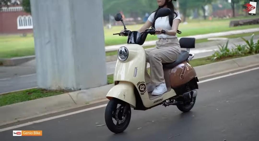 Rekomendasi sepeda listrik terbaik dengan jarak tempuh hingga 60 Km, harga mulai Rp3 jutaan. Cek spesifikasi lengkapnya di sini!