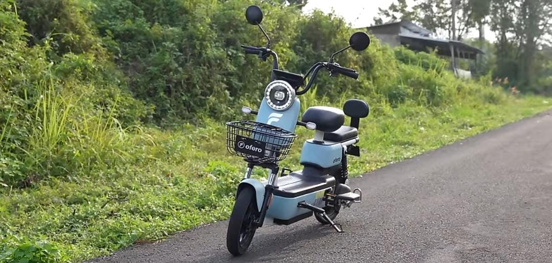Review Overo Ledo 350 watt harga Rp5,2 juta. Sepeda listrik tanpa STNK, jarak 45 km, kuat nanjak tapi ada kekurangan.