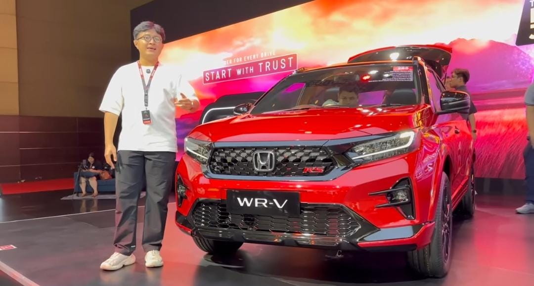 Honda WR-V RS with Honda Sensing turun harga hampir Rp10 juta di IMS 2026. Fitur bertambah, makin sporty dan kompetitif!