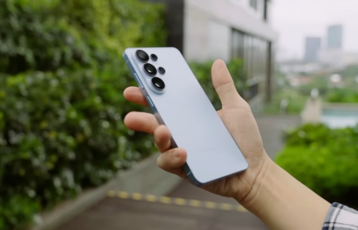 Samsung Galaxy S26 2026: Rekomendasi HP Samsung premium dengan desain elegan, ramah lingkungan, dan fitur layar inovatif.