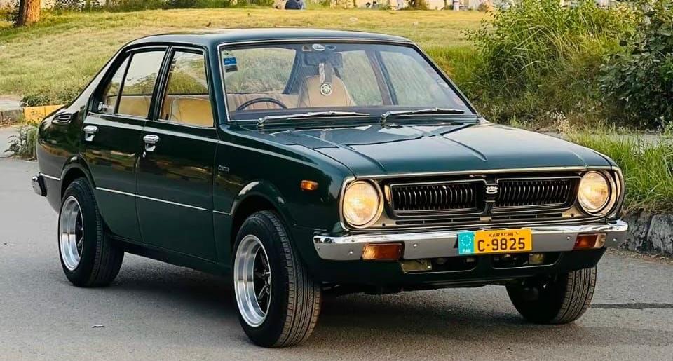 Toyota Starlet 98 jadi incaran! Ini 7 mobil bekas Rp20-75 jutaan yang masih layak harian dan penuh nostalgia.