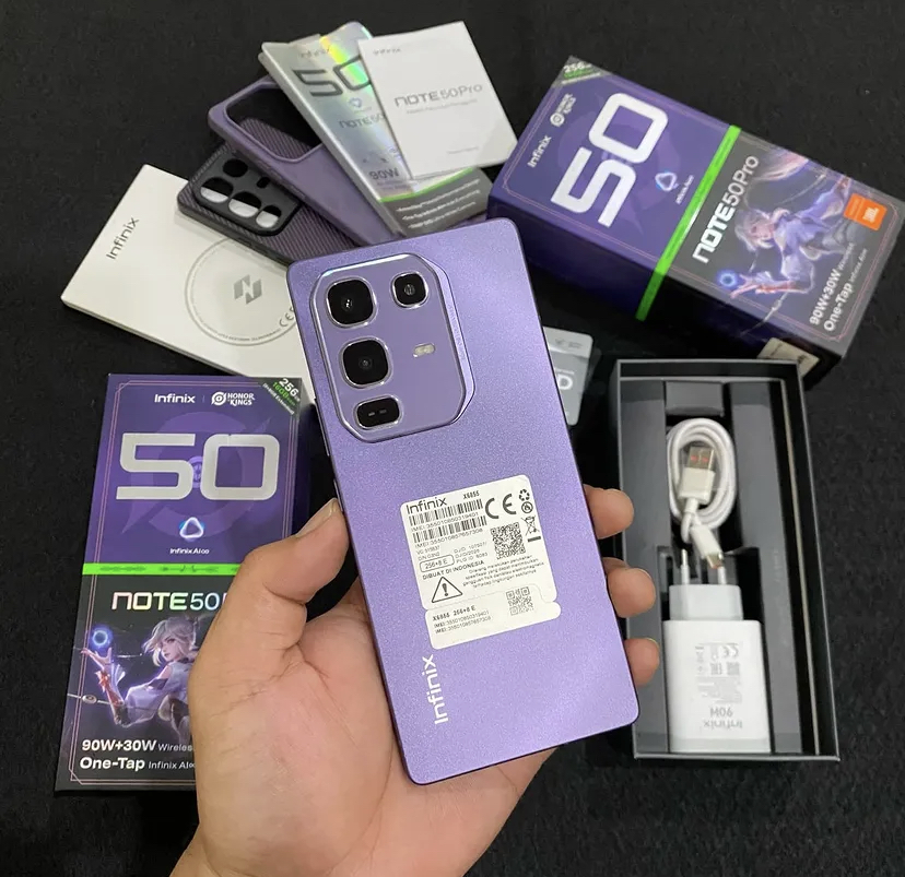 Infinix Note 50 Pro resmi rilis! Harga 3 jutaan tapi punya layar 144Hz, frame metal premium, dan charger 90W. Cek spesifikasi lengkapnya di sini!