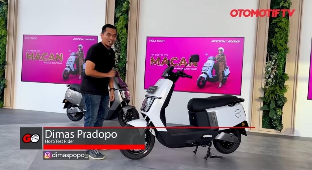 Polytron Fox 200 hadir Rp11,5 juta dengan fitur Fox Alert dan sewa baterai. Motor listrik khusus mama, irit dan canggih.