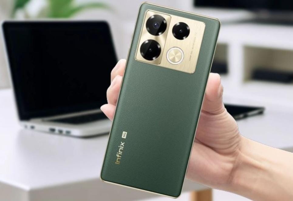 Infinix Note 40 Pro 5G harga Rp3,2 juta hadir dengan desain mewah dan kamera bagus, tapi chipset Dimensity 7020 jadi sorotan.