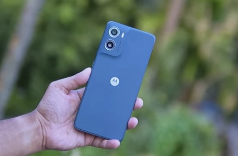 Bingung pilih gadget? Cek 5 rekomendasi HP 1 jutaan terbaik 2026. Baterai 7000mAh, layar 120Hz, dan update OS 6 tahun. Klik untuk spek lengkap!