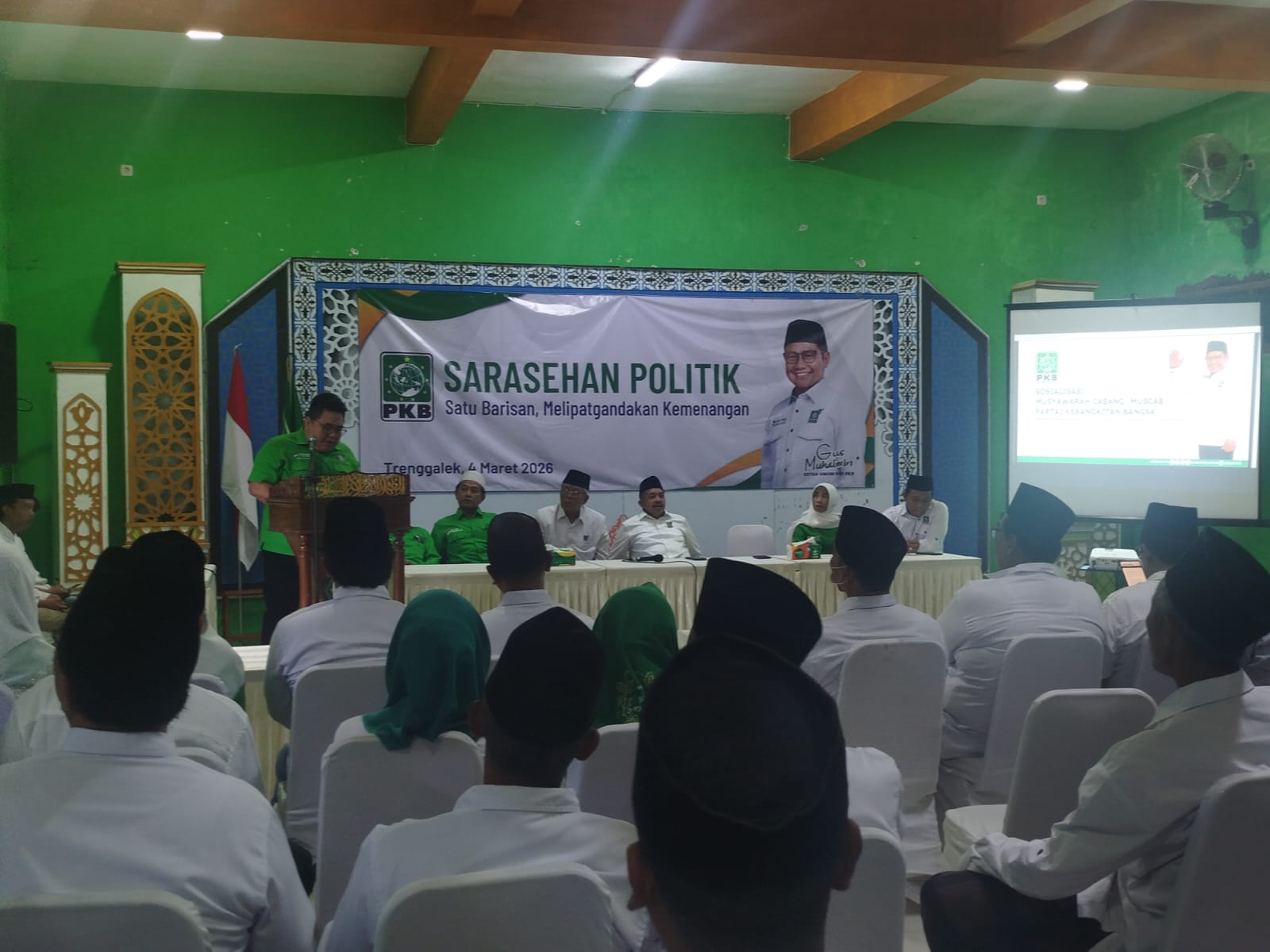 Pengurus DPW PKB Jatim Gus Salim menyampaikan amanat dari Ketua Gus Halim