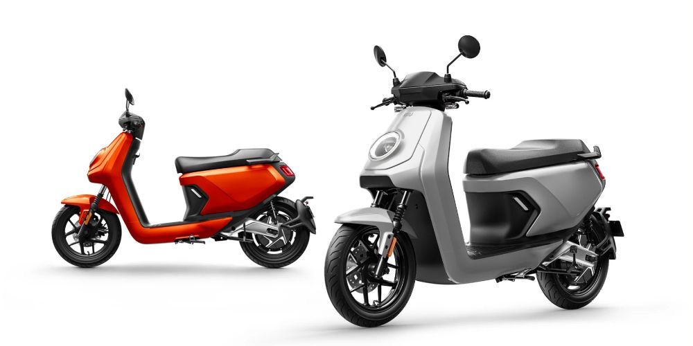 Motor Listrik Awards 2025 versi Randi Walugraha mengumumkan pemenang terbaik berdasarkan harga, performa, suspensi, dan value for money.