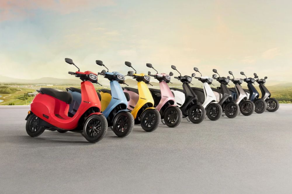 Winfly T90 Rp13 juta hadir sebagai rival Yamaha Grand Filano dan Honda Stylo, bawa motor 5.000 watt dan rem cakram ganda.
