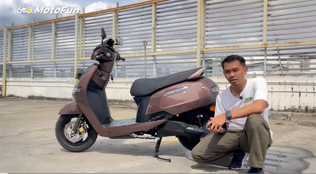TVS iQube S jadi motor listrik Rp29,9 juta dengan jarak tempuh 115 km, fitur navigasi, dan first aid kit unik. Simak review lengkapnya.