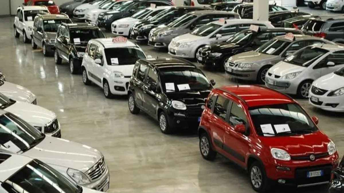 Mobil bekas Jakarta Timur diskon jelang Lebaran 2026, Honda Stream mulai Rp54 juta, Serena dan Xenia banyak pilihan.