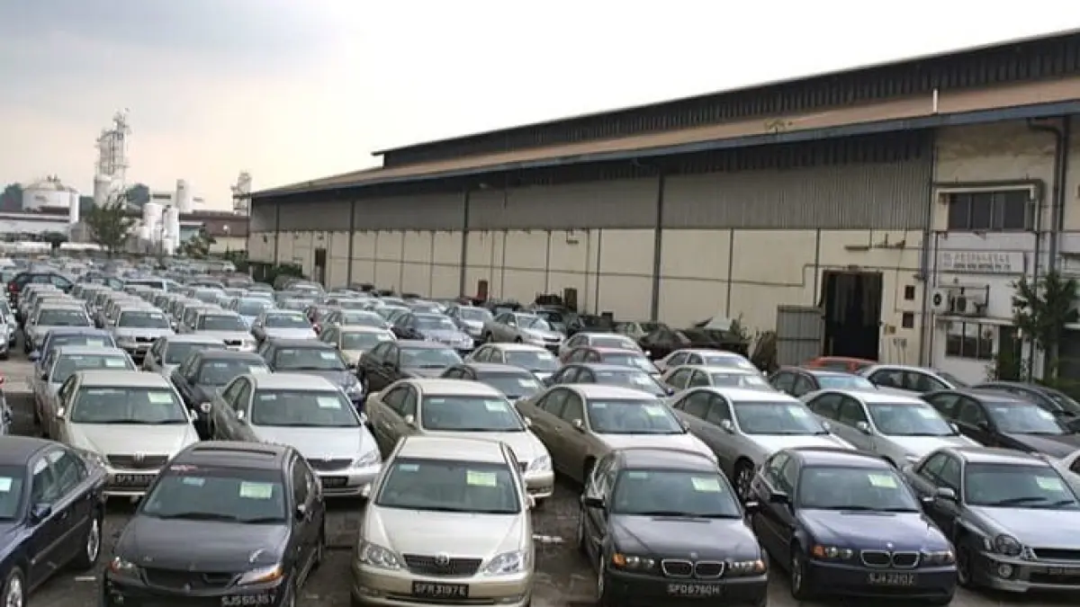 Obral mobil bekas Cibinong jelang Lebaran 2026, harga mulai Rp20 jutaan. Taruna, Avanza, hingga Alphard diskon besar.