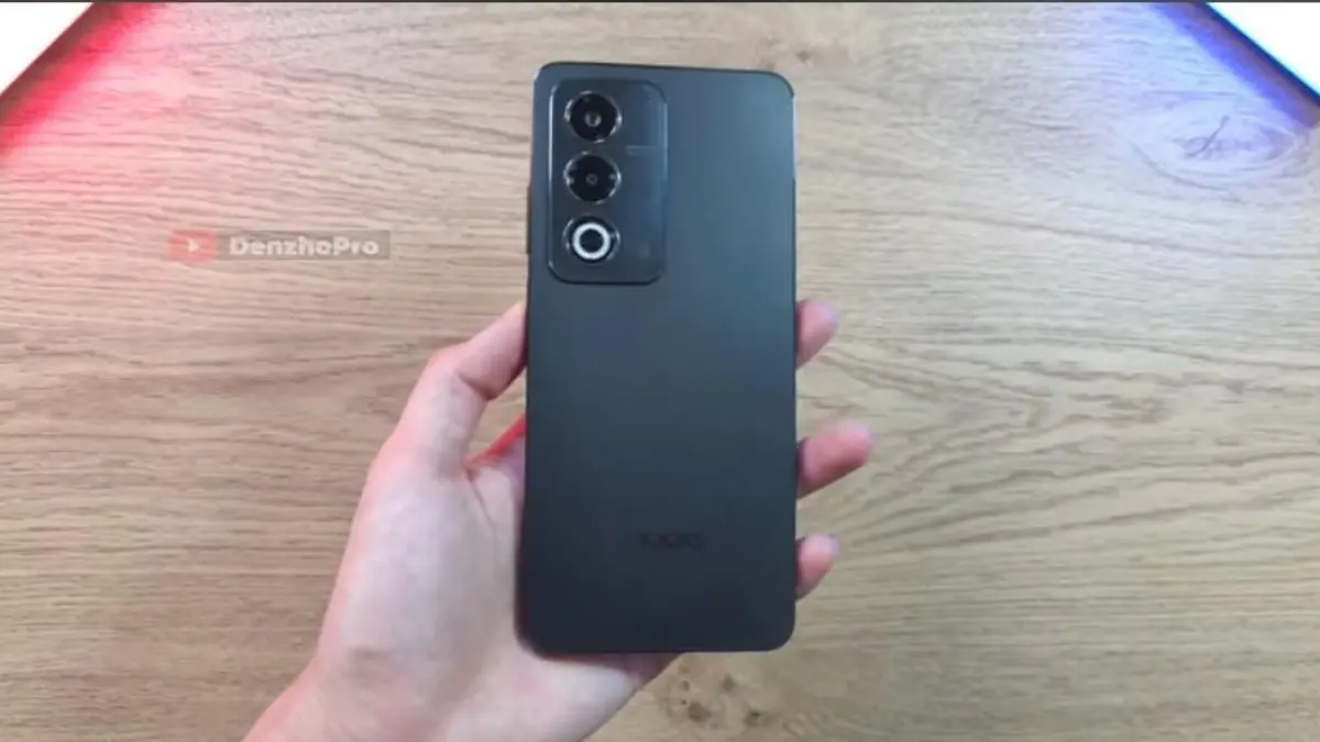 7 HP Oppo 5G RAM 8/256 GB murah terbaik jelang Lebaran, performa kencang, kamera 50 MP, dan baterai besar mulai Rp2 jutaan.