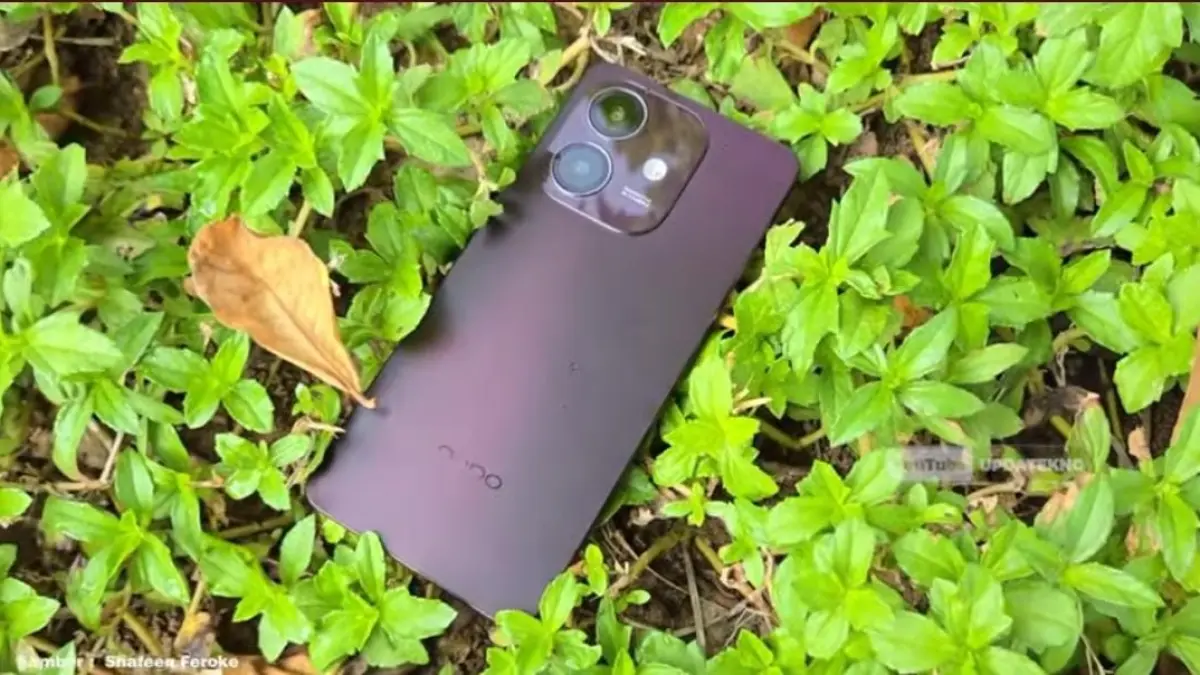 7 HP Oppo harga 1 jutaan terbaik 2026, mulai Rp1,2 juta. Baterai besar, kamera 50MP, dan fast charging hingga 45W.